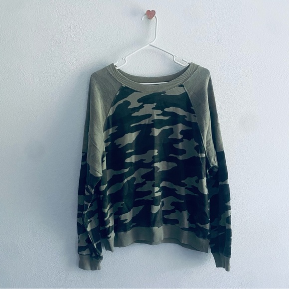 SO Tops - SO Lounge Life camoflauge crewneck sweatshirt